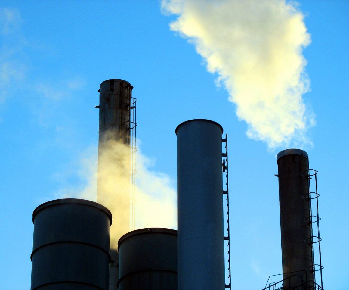 Las empresas del Ibex 35 reducen un 6,5% las emisiones de CO2